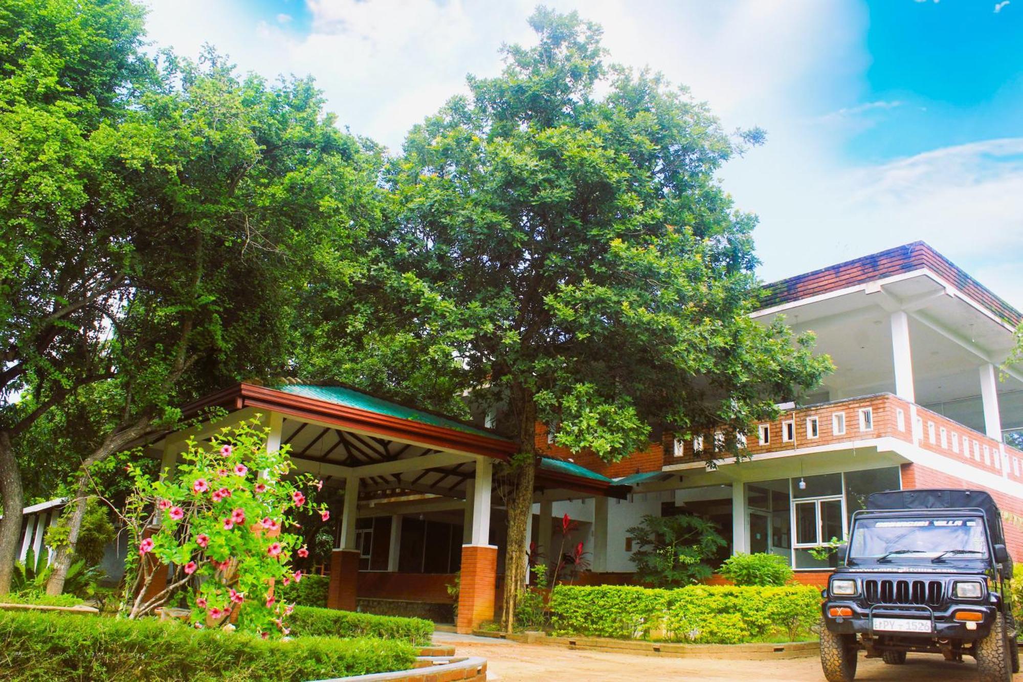 Green Hut Hotel & Restaurant With Unique View Point Sigiriya Ngoại thất bức ảnh